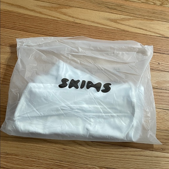 SKIMS White Bandeau Corset - Picture 5 of 7